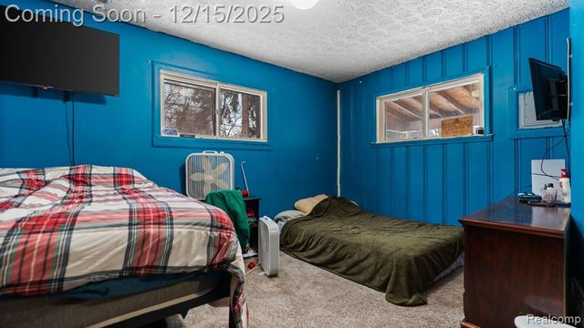 8120 Prospect Avenue, Warren, MI 48089