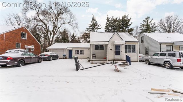 8120 Prospect Avenue, Warren, MI 48089