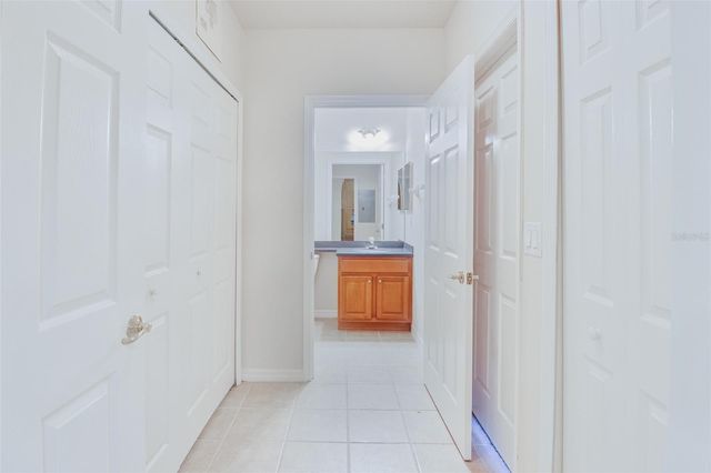 9434 MYRTLE CREEK LANE 905, Orlando, FL 32832