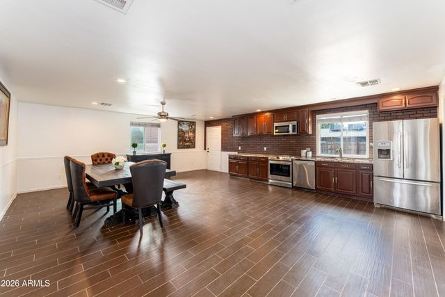9616 N 11TH Avenue, Phoenix, AZ 85021