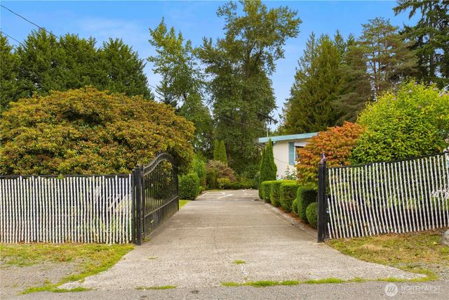 2317 179th Avenue E, Lake Tapps, WA 98391