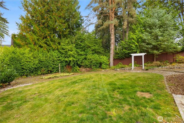 2317 179th Avenue E, Lake Tapps, WA 98391