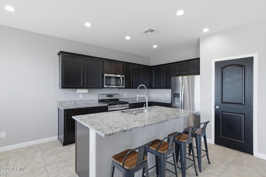 2315 N CAMDEN Drive, Florence, AZ 85132 — photo 4