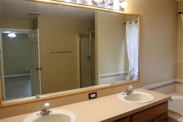 11479 WALDEN LOOP, Parrish, FL 34219