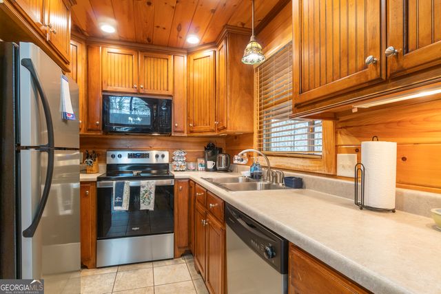 74 Fussen Strasse, Helen, GA 30545