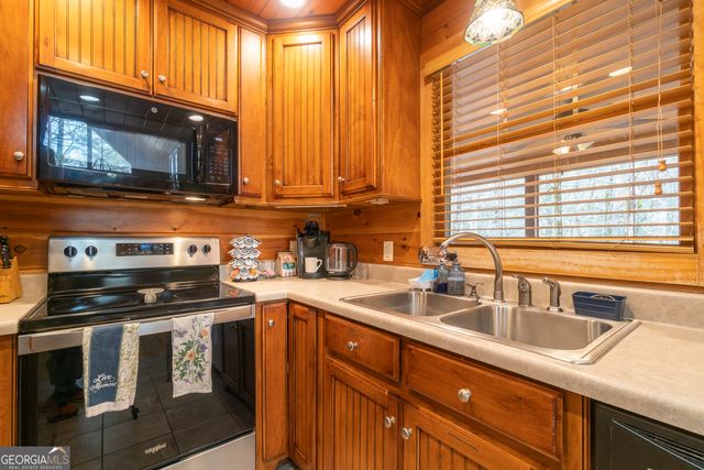 74 Fussen Strasse, Helen, GA 30545