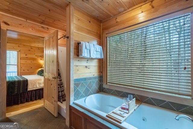 74 Fussen Strasse, Helen, GA 30545
