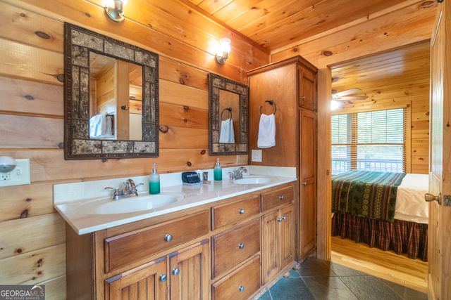 74 Fussen Strasse, Helen, GA 30545