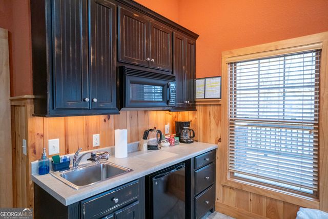 74 Fussen Strasse, Helen, GA 30545