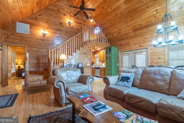 74 Fussen Strasse, Helen, GA 30545