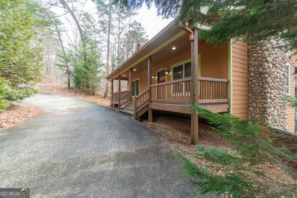 74 Fussen Strasse, Helen, GA 30545