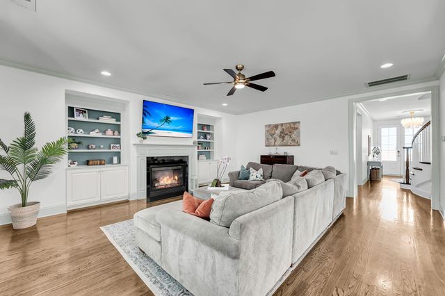 3001 Sturbridge Road, Mount Pleasant, SC 29466