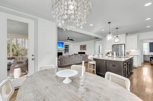 3001 Sturbridge Road, Mount Pleasant, SC 29466