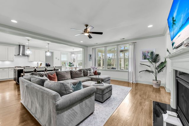 3001 Sturbridge Road, Mount Pleasant, SC 29466