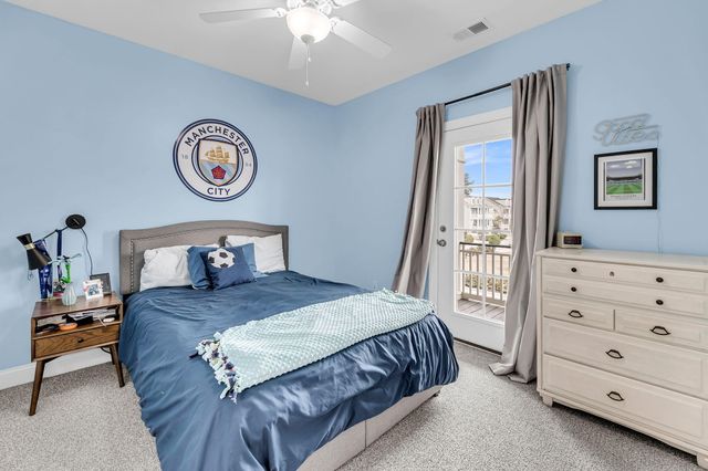 3001 Sturbridge Road, Mount Pleasant, SC 29466