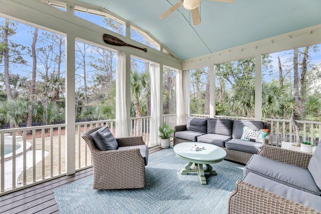 3001 Sturbridge Road, Mount Pleasant, SC 29466