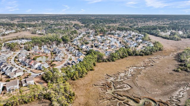 3001 Sturbridge Road, Mount Pleasant, SC 29466