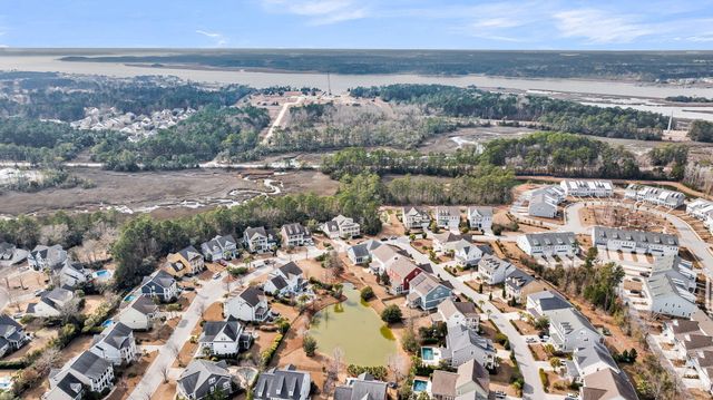 3001 Sturbridge Road, Mount Pleasant, SC 29466