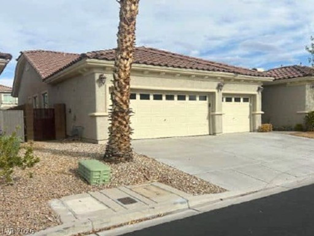 10800 Villa Torre Street, Las Vegas, NV 89141 — photo 2