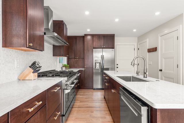 6556 Upton Ln, Nashville, TN 37209