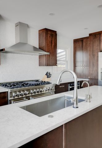 6556 Upton Ln, Nashville, TN 37209