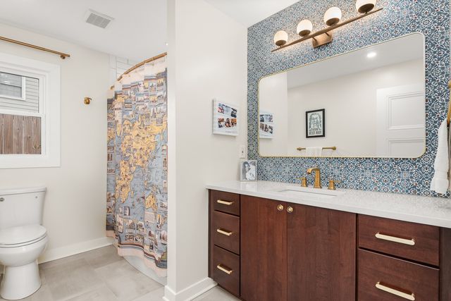 6556 Upton Ln, Nashville, TN 37209