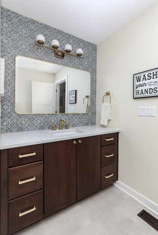 6556 Upton Ln, Nashville, TN 37209