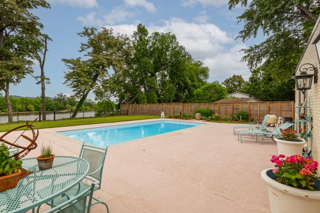 6556 Upton Ln, Nashville, TN 37209