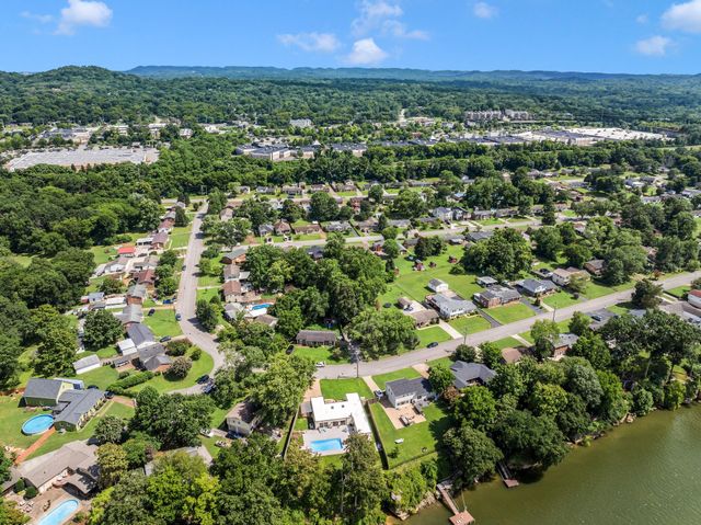 6556 Upton Ln, Nashville, TN 37209