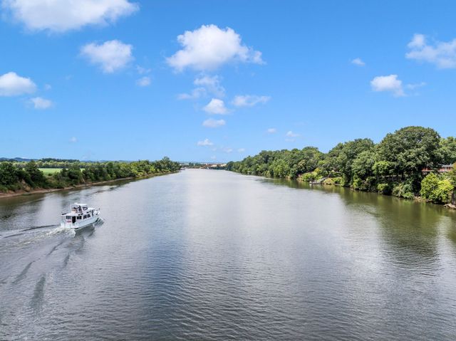 6556 Upton Ln, Nashville, TN 37209