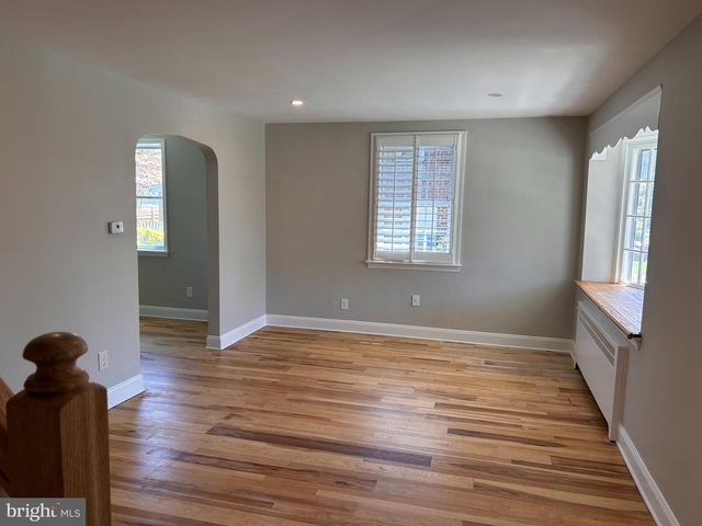 601 WILLOWBROOK RD, Havertown, PA 19083