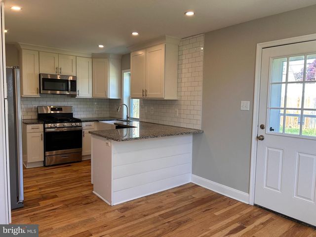 601 WILLOWBROOK RD, Havertown, PA 19083