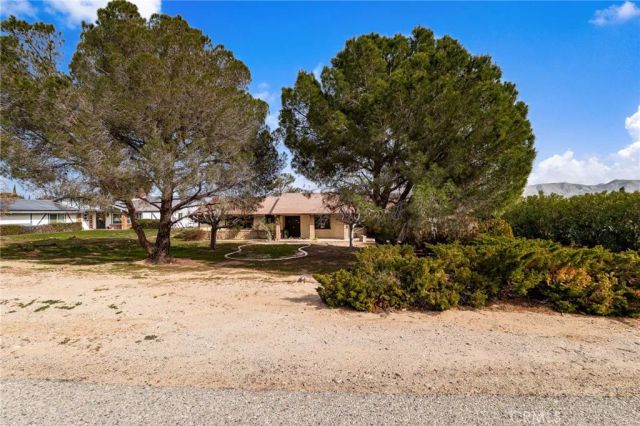 7659 Arcadia Avenue, Hesperia, CA 92345