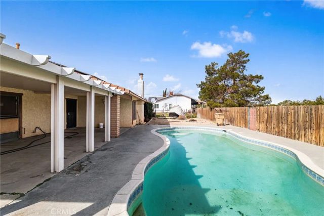 7659 Arcadia Avenue, Hesperia, CA 92345