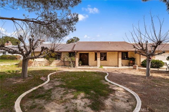 7659 Arcadia Avenue, Hesperia, CA 92345