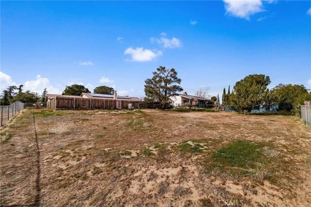 7659 Arcadia Avenue, Hesperia, CA 92345