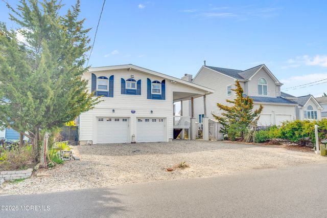 37 Seville Drive, Brick, NJ 08723
