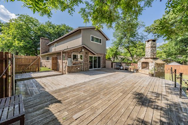 509 Westcliff Drive, Euless, TX 76040