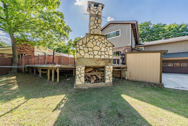 509 Westcliff Drive, Euless, TX 76040