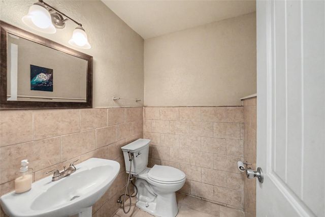 509 Westcliff Drive, Euless, TX 76040