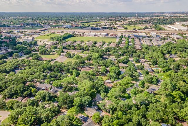 509 Westcliff Drive, Euless, TX 76040