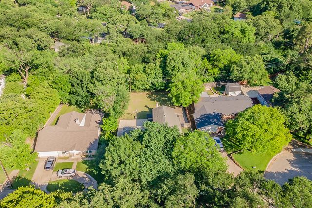 509 Westcliff Drive, Euless, TX 76040