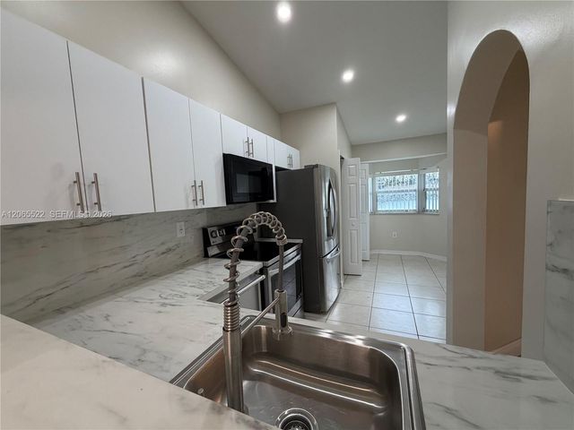 1250 SE 29th Street 202-58, Homestead, FL 33035