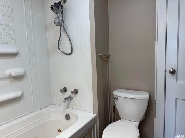 624 E PARIS Avenue, Peoria, IL 61603