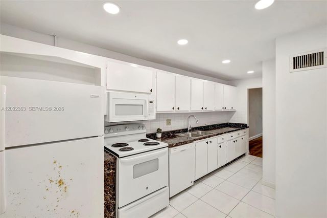 3660 NE 166th Street 205, North Miami Beach, FL 33160