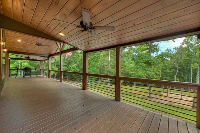 185 Pine Lane, Mineral Bluff, GA 30559