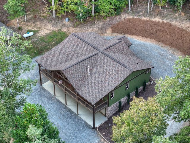 185 Pine Lane, Mineral Bluff, GA 30559