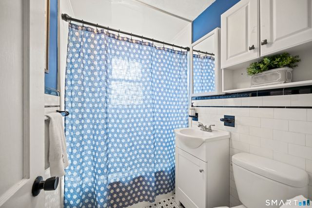 75 Garland Street, Springfield, MA 01118