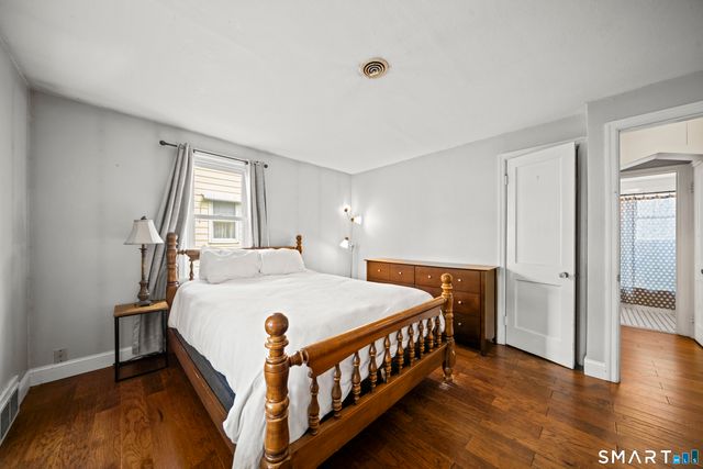 75 Garland Street, Springfield, MA 01118