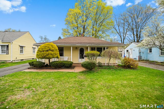 75 Garland Street, Springfield, MA 01118